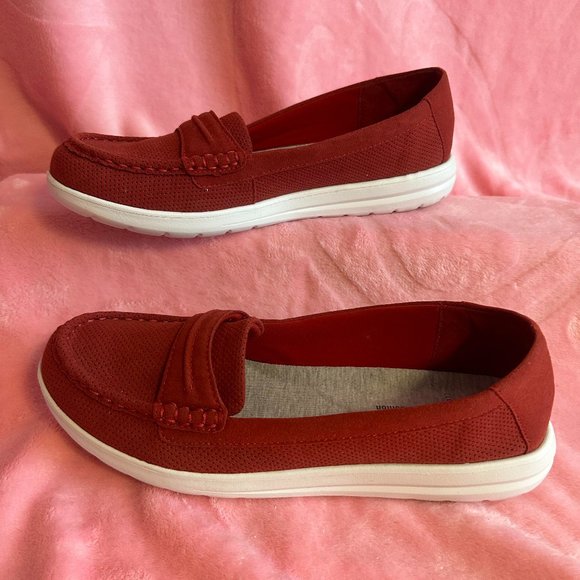 Clarks Cloudsteppers - Picture 1 of 3